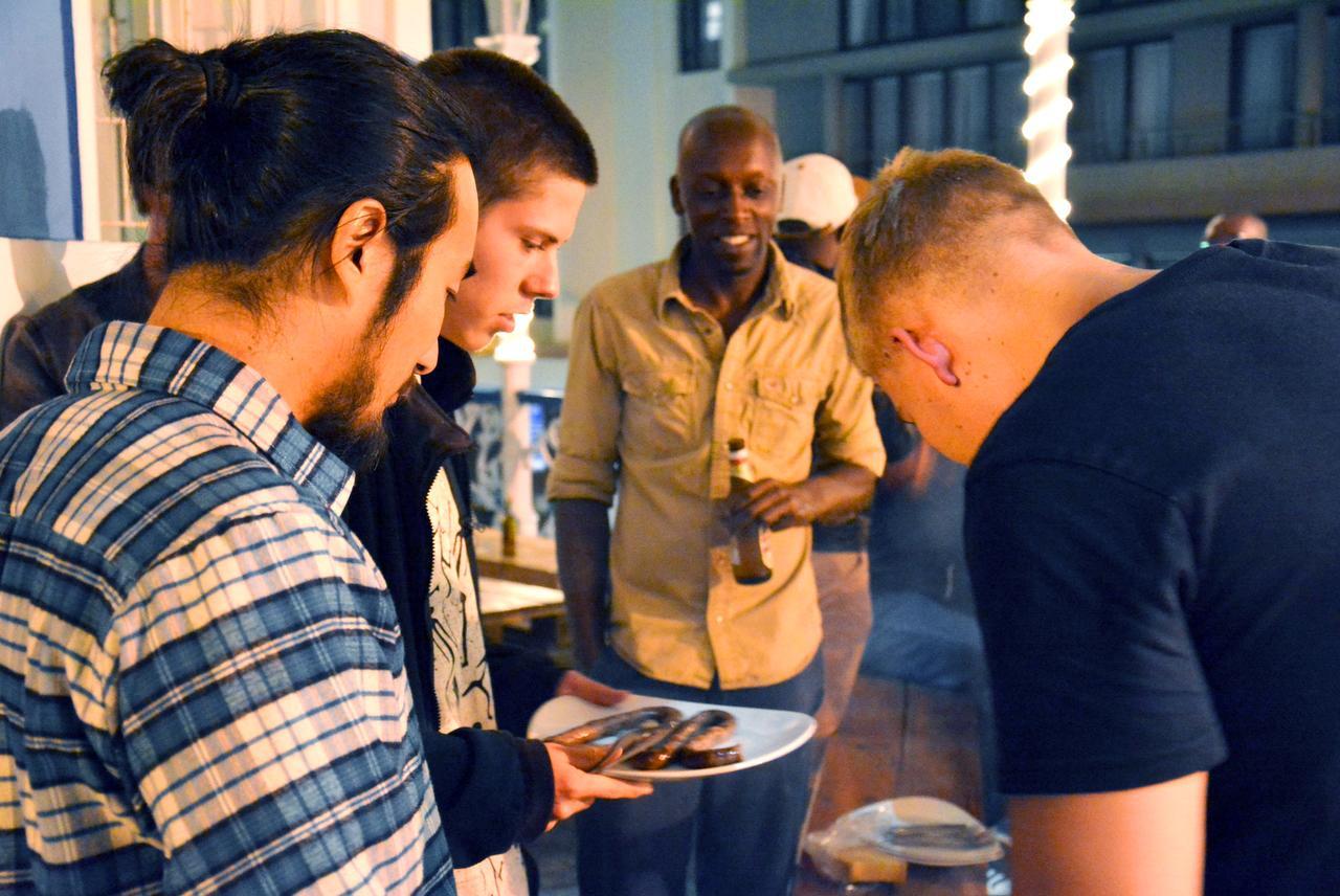 Urban Hive Backpackers Hostel Kaapstad Buitenkant foto