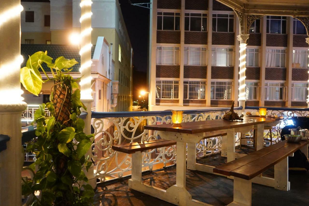 Urban Hive Backpackers Hostel Kaapstad Buitenkant foto